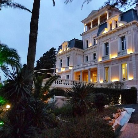 Hotel Les Tourelles 생트막시메 외부 사진