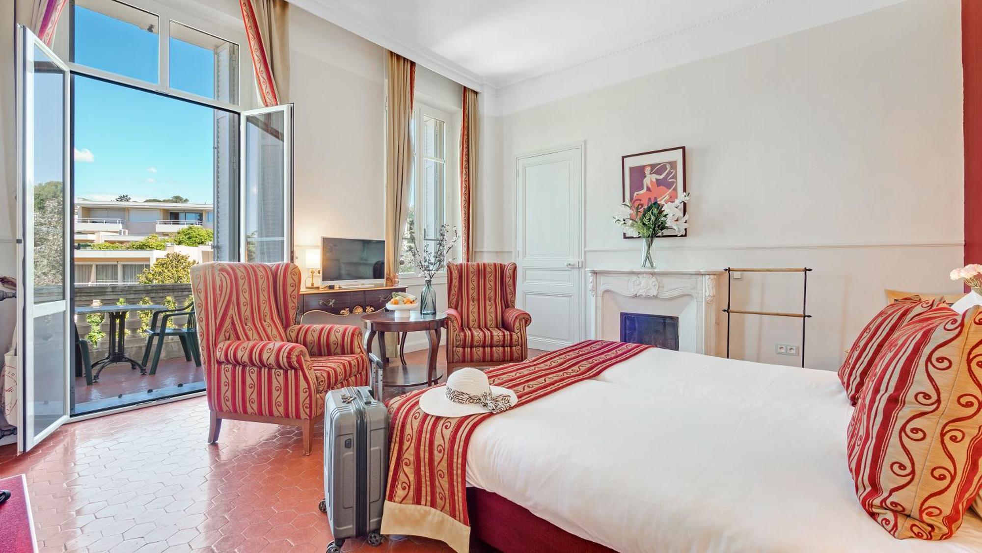 Hotel Les Tourelles 생트막시메 외부 사진