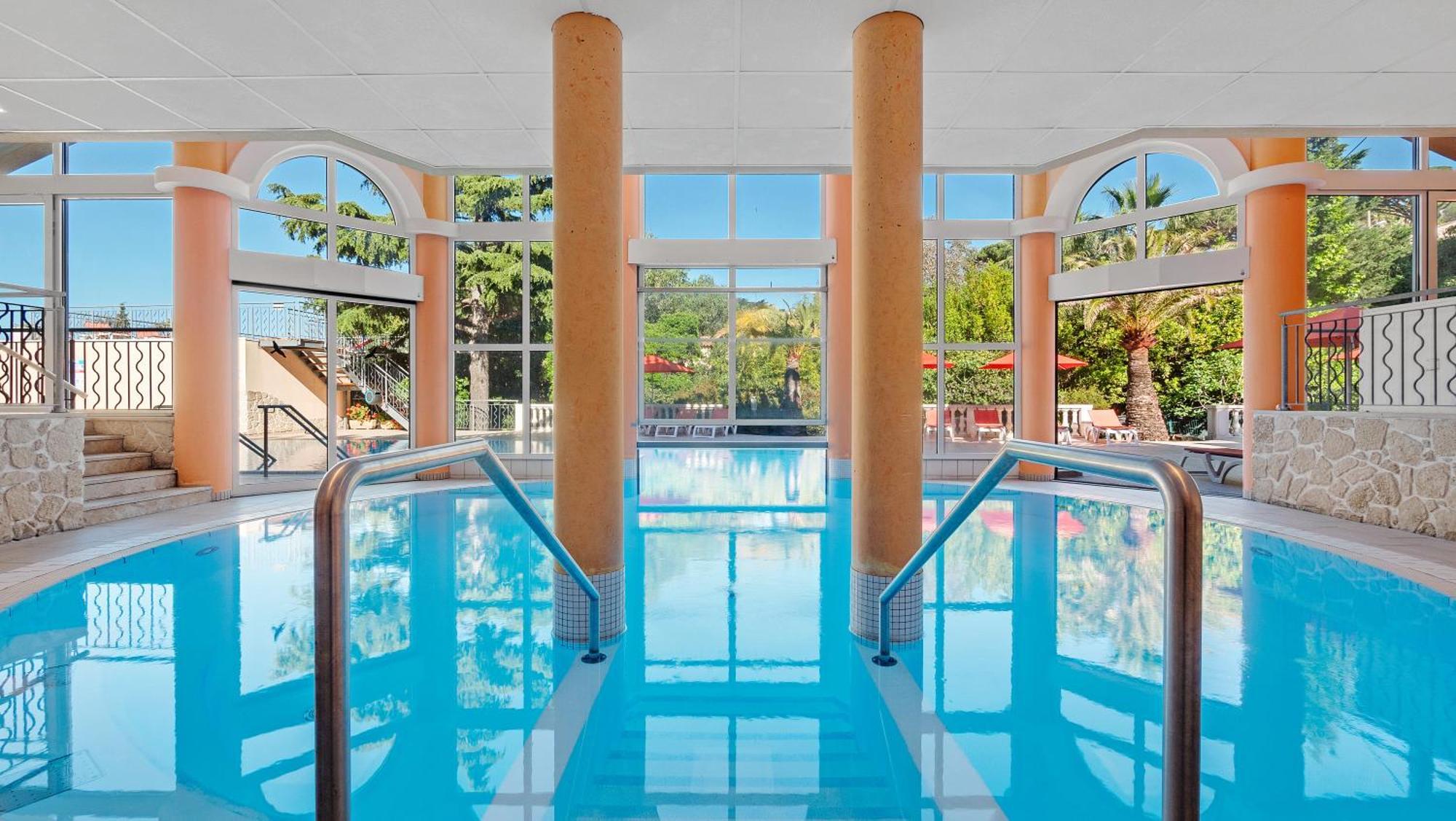 Hotel Les Tourelles 생트막시메 외부 사진
